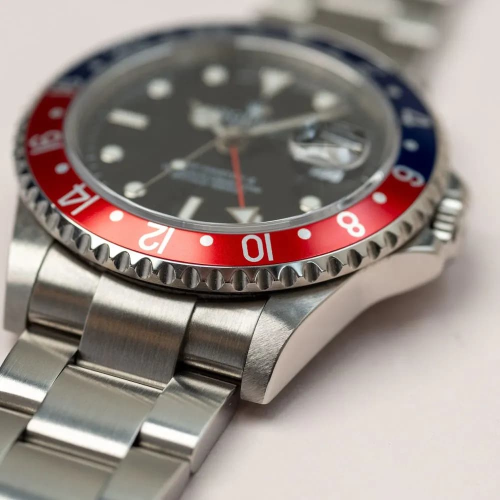 Vidéo - Comment changer l'insert de sa Rolex