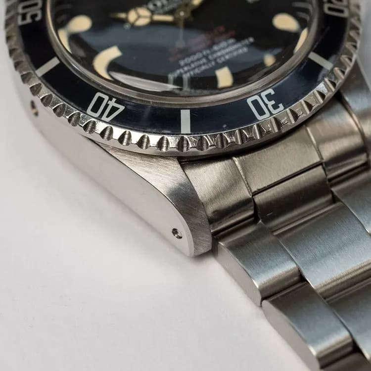 Sea-Dweller 1665  Acier "Double Red" – 1975