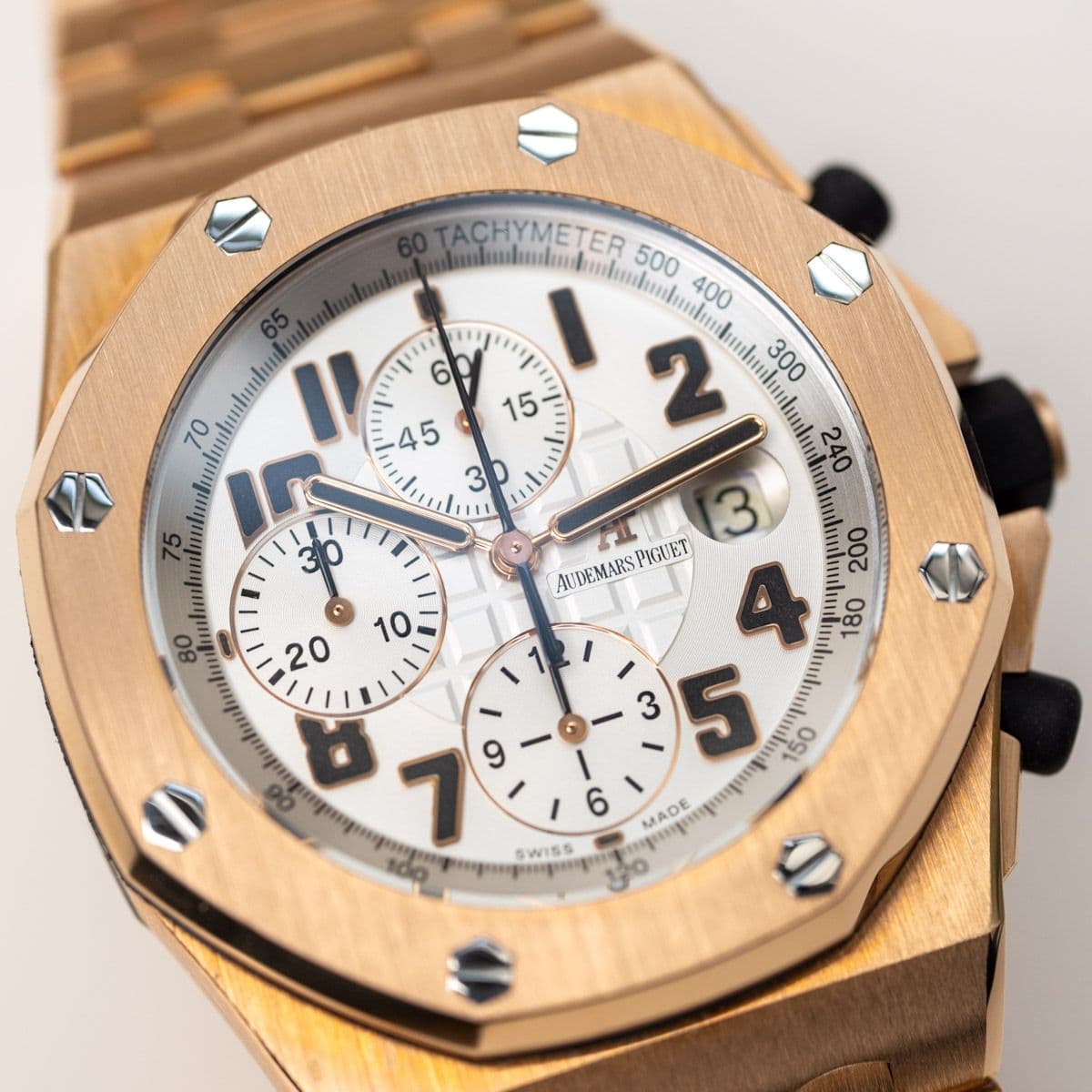 Royal Oak Offshore 26170OR Or Rose  – Circa 2014